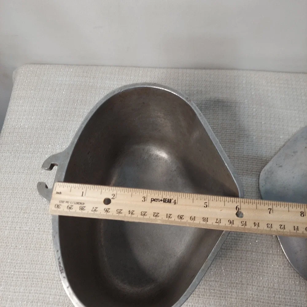 Vintage Cast-Rite Ware Cast Aluminum Pot with Lid Triangular Heart‎ Shape Pan